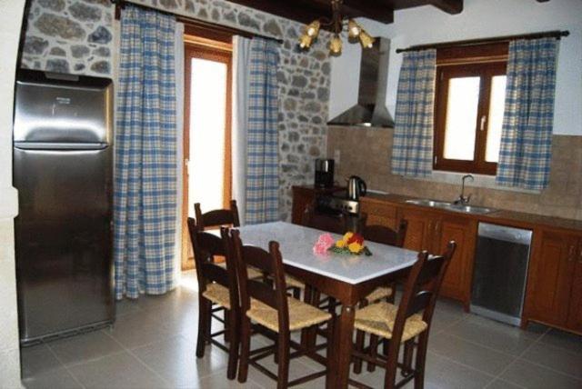 Litiniana Villas تريوبيترا الغرفة الصورة